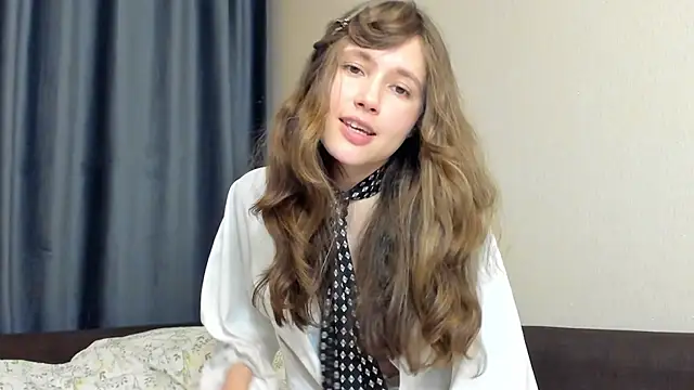 Snapshot of MaryannSofts chatting on July 4, 2026, 4:46 pm MaryannSofts online show from July 4, 2026, 4:46 pm