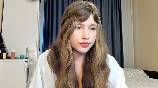 Snapshot of MaryannSofts chatting on August 4, 2026, 1:36 pm MaryannSofts online show from August 4, 2026, 1:36 pm