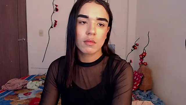 Candyy doll   online show from May 5, 2026, 3:36 am