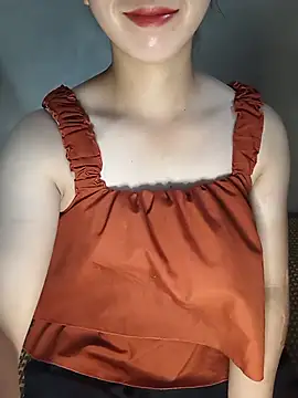 Fiona 2026 online show from June 7, 2026, 2:27 am