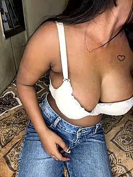 BABY JANNU  online show from March 21, 2026, 5:34 am