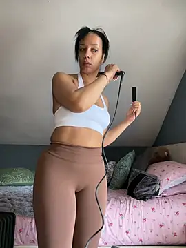 Saskia xx online show from April 3, 2026, 11:08 am