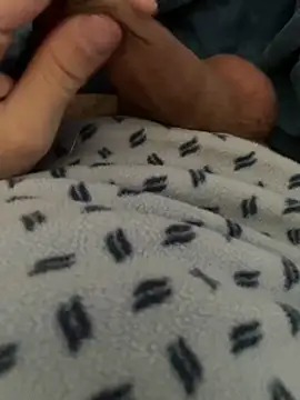 YoUnGbOy2018 online show from March 28, 2026, 10:15 am