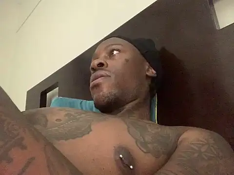 bigyenwood online show from April 24, 2026, 1:41 am