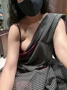 Snapshot of nayan_taraa chatting on April 10, 2026, 8:13 pm nayan taraa online show from April 10, 2026, 8:13 pm