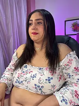 Selenee23 online show from April 14, 2026, 11:27 am