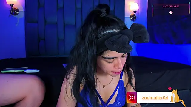 Zoe Axel1 online show from May 22, 2026, 6:46 pm