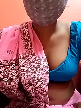 Snapshot of Horny_Natasa_ chatting on April 3, 2026, 6:00 am Horny Natasa online show from April 3, 2026, 6:00 am