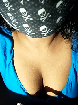 Snapshot of Horny_Natasa_ chatting on April 21, 2026, 10:10 am Horny Natasa online show from April 21, 2026, 10:10 am
