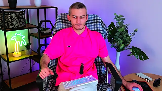 Snapshot of Magic_Storms chatting on March 14, 2026, 8:47 pm Magic Storms online show from March 14, 2026, 8:47 pm