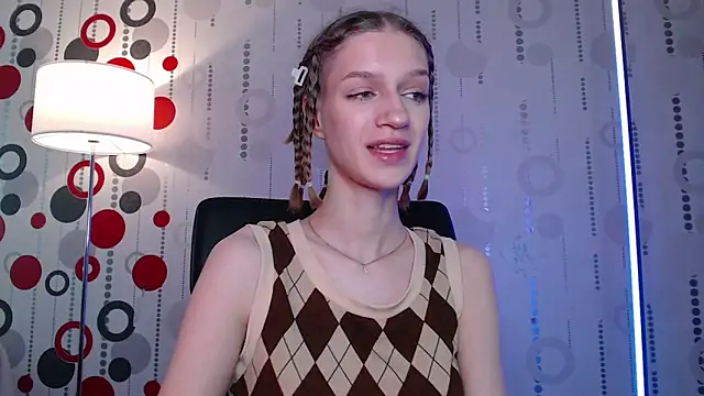Snapshot of Chrissy_Joyful chatting on June 7, 2026, 4:05 am Chrissy Joyful online show from June 7, 2026, 4:05 am
