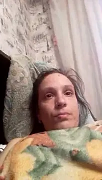 Snapshot of LilyLaki777 chatting on March 13, 2026, 1:40 pm LilyLaki777 online show from March 13, 2026, 1:40 pm