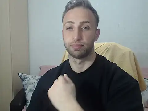 BlondEagleMuscle online show from March 18, 2026, 3:48 pm