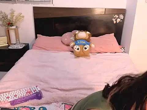 kronysmith30 online show from April 5, 2026, 1:58 am