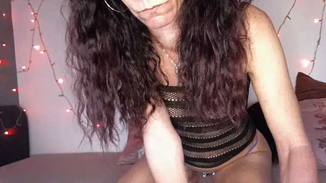 angeleclaraxh online show from April 24, 2026, 7:38 pm