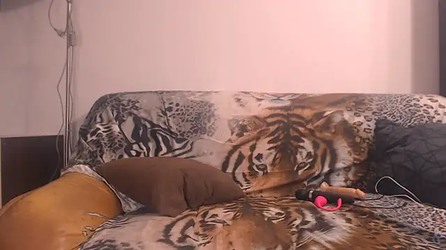 Snapshot of Abby_Lust chatting on October 16, 2025, 4:41 pm Abby Lust online show from October 16, 2025, 4:41 pm