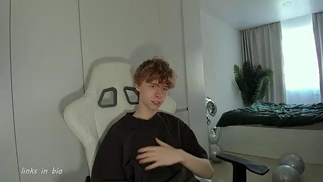 Wawesuc online show from March 17, 2026, 9:34 am