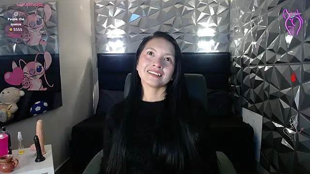 Snapshot of Chloe16_ chatting on March 29, 2026, 11:32 am Chloe16 online show from March 29, 2026, 11:32 am