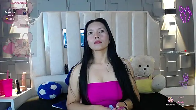 Snapshot of Chloe16_ chatting on April 17, 2026, 8:45 pm Chloe16 online show from April 17, 2026, 8:45 pm