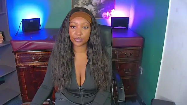 Snapshot of NyaraBuenoBabestationx chatting on August 2, 2026, 5:22 pm NyaraBuenoBabestationx online show from August 2, 2026, 5:22 pm