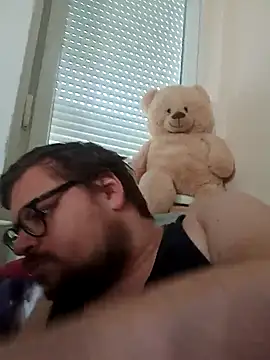 Rennato27 online show from March 8, 2026, 9:35 am