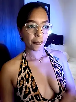nathyjonees online show from July 23, 2026, 10:24 am