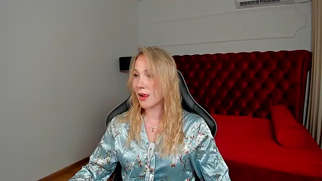 ElaraVoltage online show from July 17, 2026, 5:07 pm