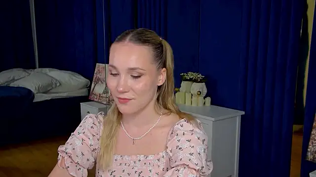 ElaraVoltage online show from July 18, 2026, 5:06 pm