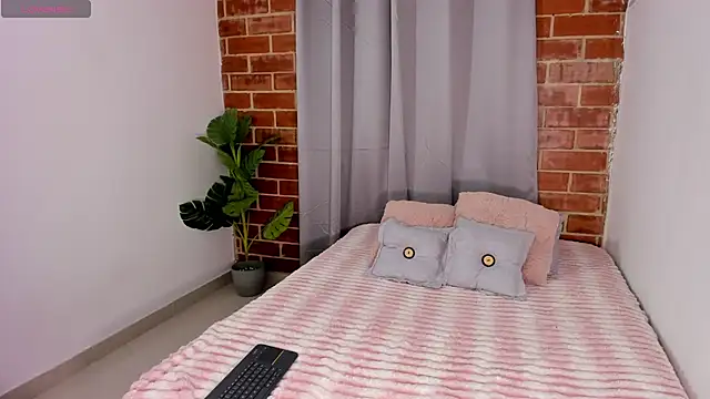 ashley hills  online show from July 22, 2026, 2:14 am
