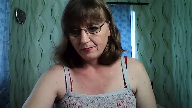 Snapshot of Alisaprice077 chatting on July 23, 2026, 1:42 pm Alisaprice077 online show from July 23, 2026, 1:42 pm