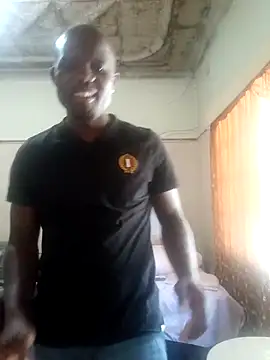 Snapshot of Zolani003 chatting on March 11, 2026, 1:17 pm Zolani003 online show from March 11, 2026, 1:17 pm