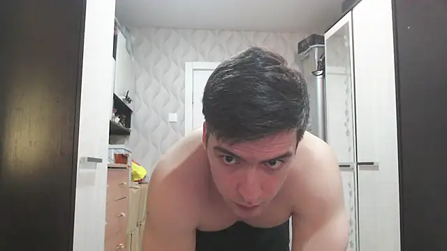 Snapshot of this_is_andy chatting on July 17, 2026, 4:34 pm this is andy online show from July 17, 2026, 4:34 pm