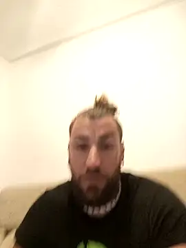 Snapshot of Jjkkhjfeuo chatting on March 29, 2026, 8:31 pm Jjkkhjfeuo online show from March 29, 2026, 8:31 pm