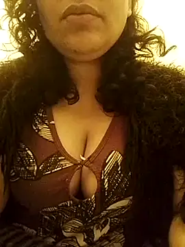 Snapshot of karamil69sxx chatting on March 8, 2026, 2:37 am karamil69sxx online show from March 8, 2026, 2:37 am