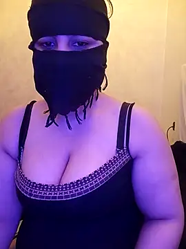 Snapshot of karamil69sxx chatting on March 21, 2026, 6:55 pm karamil69sxx online show from March 21, 2026, 6:55 pm