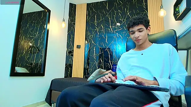 Snapshot of ValeriHot_1 chatting on April 30, 2026, 3:02 am ValeriHot 1 online show from April 30, 2026, 3:02 am
