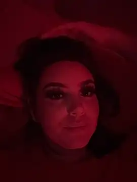 Magentavixen21 online show from March 9, 2026, 9:02 am