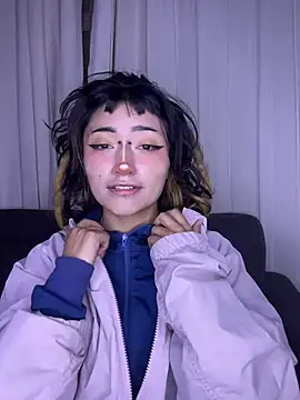 baby akuma online show from March 27, 2026, 3:34 am