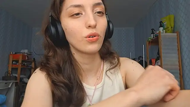 CindyLight online show from March 26, 2026, 11:16 am