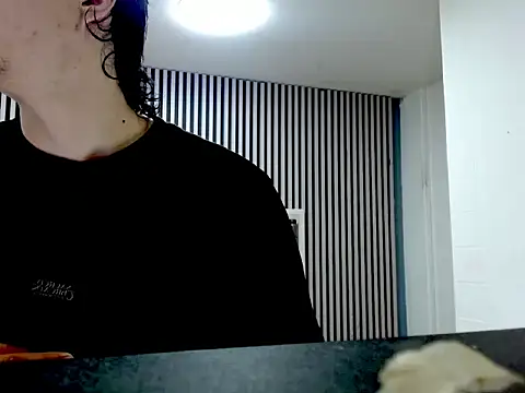 Snapshot of Alex_Wolft chatting on May 6, 2026, 11:37 am Alex Wolft online show from May 6, 2026, 11:37 am