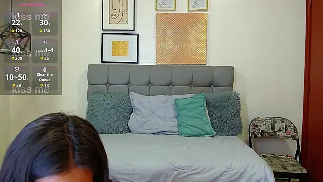 Sharon makelove online show from April 13, 2026, 7:19 pm