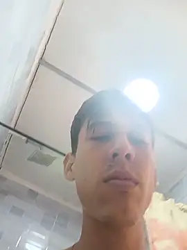 Juango24321 online show from May 14, 2026, 2:24 pm