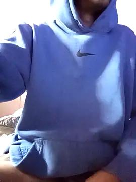 SeuDono  online show from April 15, 2026, 1:45 am