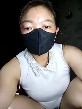 Bling-pusy online show from March 31, 2026, 9:37 pm