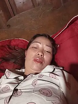 Yellow-pink online show from May 20, 2026, 6:03 pm