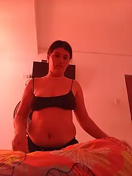 Snapshot of sexy_bella_20 chatting on August 6, 2026, 12:29 pm sexy bella 20 online show from August 6, 2026, 12:29 pm