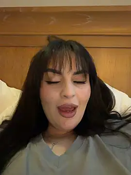 MilaaSweety online show from March 27, 2026, 5:45 pm