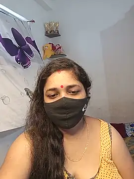 Snapshot of Tanvi_My_Girl chatting on May 17, 2026, 5:05 am Tanvi My Girl online show from May 17, 2026, 5:05 am