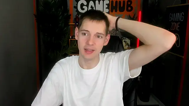 Snapshot of Martin_Perry chatting on June 10, 2026, 3:55 pm Martin Perry online show from June 10, 2026, 3:55 pm