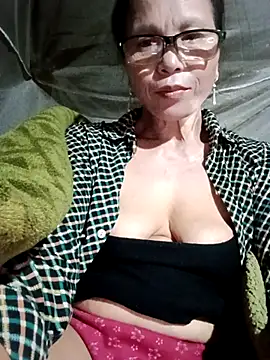 Tina6886 online show from April 29, 2026, 2:43 pm